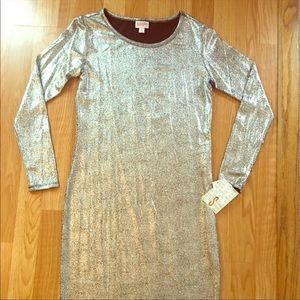 LuLaRoe Elegant Debbie Size Small